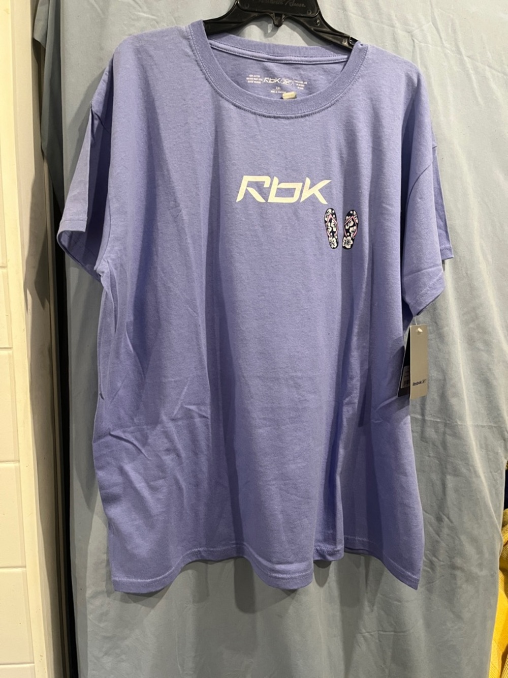 Reebok Lavender Graphic Tee with White Logo size XXL
